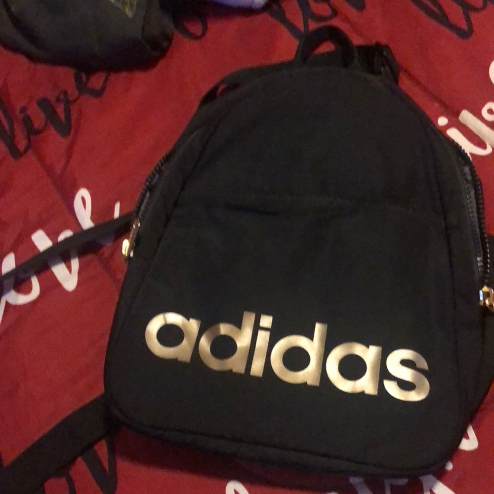 All Black and Tan bag like bring new but it not